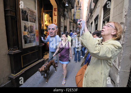 El Ingenio Shop with Picasso figure, 6, Rauric street, Gothic area, Ciutat vella district, Barcelona, Catalonia, Spain Stock Photo