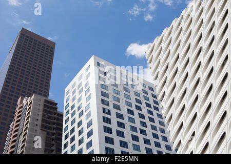 Los Angeles, California, USA. 16th Sep, 2015. The Broad, a museum of contemporary art, designed by Diller Scofidio + Renfro, in Downtown Los Angeles, CA, USA Credit:  Kayte Deioma/Alamy Live News Stock Photo