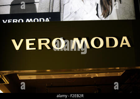 Shanghai,China-August 28th 2022: front of VERO MODA clothing retail  store.Women's clothing and fashion brand Stock Photo - Alamy