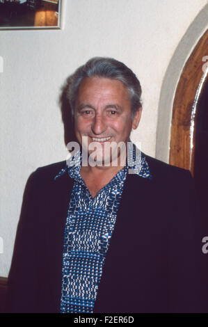 Der bayerische Volksschauspieler und Sänger Maxl Graf, Deutschland 1980er Jahre. Bavarian actor and singer Maxl Graf, Germany 1980s. 24x36Dia158 Stock Photo