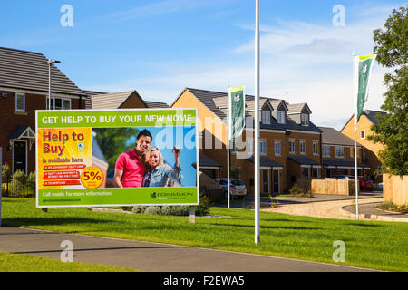 Help to Buy advertising in front of show home on Persimmon new housing development in Leeds. Stock Photo