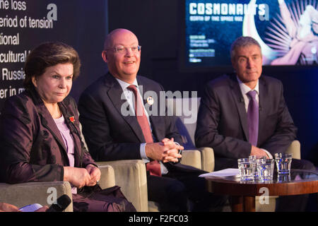 London, UK. 17/09/2015. L-R: Valentina Tereshkova, Ian Blatchford, Director of the Science Museum and Sergei Krikalev. The exhibition Cosmonauts - Birth of the Space Age opens at the Science Museum on 18 September 2015 and runs until 13 March 2016. Stock Photo