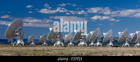 Radiotelescope dishes of the Very Large Array radio observatory in the Plains of St Agustin near Socorro, NM, USA Stock Photo