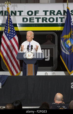 Detroit, Michigan USA. 17th September 2015. Vice President Joe Biden speaks about improvements to Detroit's transit system. Biden helped Detroit get 80 new buses, funded by the federal government. Credit:  Jim West/Alamy Live News Stock Photo