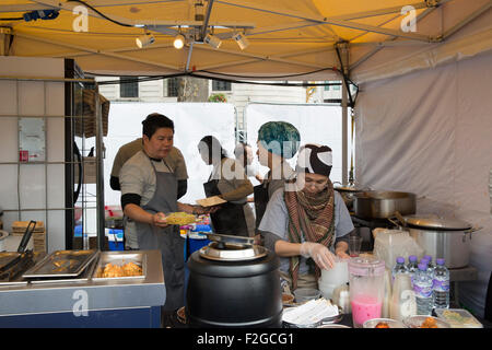 Trafalgar Square London,UK,18th September 2015,Food preparation at Malaysia Night in Trafalgar Square Londo Credit: Keith Larby/Alamy Live News Stock Photo