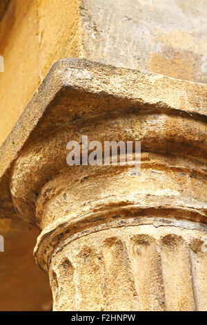 Detail of a classical column made from Cotswolds stone Stock Photo - Alamy