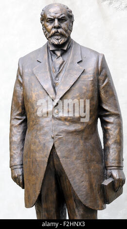 Statue of Ismail Qemal Bej Vlora, Ismail Qemali, a leader of the Albanian national movement. Stock Photo