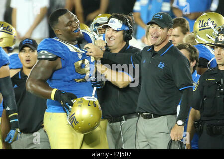 Los Angeles, CA, USA. 28th Oct, 2018. Green Bay Packers nose tackle Kenny  Clark #97 holding fours (UCLA) during the NFL Green Bay Packers vs Los  Angeles Rams at the Los Angeles