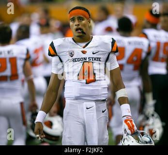 September 19, 2015: Oregon State Beavers quarterback Seth Collins (4) on the sideline during the NCAA Football game between the Oregon State Beavers and the San Jose State Spartans at Reser Stadium in Corvallis, OR. Oregon State leads San Jose State 35-21 in the 4th quarter. Damon Tarver/Cal Sport Media Stock Photo