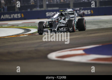 Singapore. 20th Sep, 2015. NICO ROSBERG of Germany and Mercedes AMG Petronas F1 Team drives during the 2015 Formula 1 Singapore Grand Prix at Marina Bay Street Circuit, in Singapore. Credit:  James Gasperotti/ZUMA Wire/Alamy Live News Stock Photo