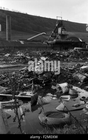 Marine colliery in Cwm in the Gwent valleys. Marine closed in 1988, although the NCB invested in modernising the colliery. Stock Photo