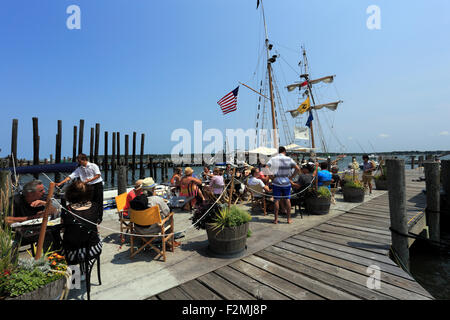 Outdoor dining at Greenport Harbor Long Island New York Stock Photo