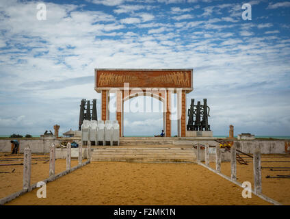 Benin, West Africa, Ouidah, memorial at door of no return, major slave port during trans-atlantic slave trade Stock Photo