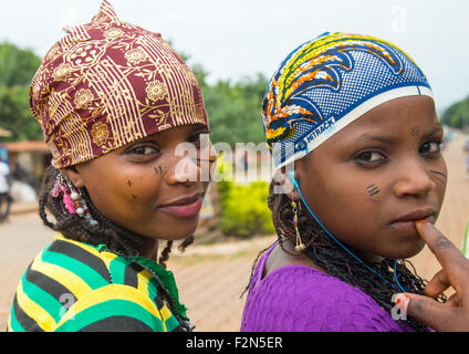Benin, West Africa, Savalou, beautiful tattooed fulani peul tribe teenagers Stock Photo