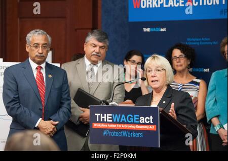 U.S. Senator Patty Murray alongside AFL-CIO President Richard Trumka and other democrats to push for the WAGE Act during a press conference on Capitol Hill September 16, 2015 in Washington, DC. Stock Photo