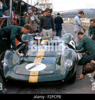 Jim Clark in a Lotus 30 Goodwood Tourist Trophy 1964 Stock Photo