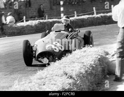 Mike Hawthorn in a Ferrari Squalo 555 in the Spanish GP in Pedralbes 1954 Stock Photo