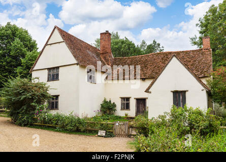 Willy Lott’s Cottage at Flatford Mill, featured in Constable’s painting 'The Hay Wain', East Bergholt, Dedham Vale, Essex, UK Stock Photo