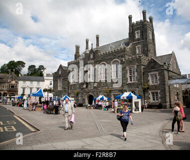 The Town Hall designed by architect Edward Rundle built 1864 In Bedford Square,  Tavistock, Devon, England, UK Stock Photo