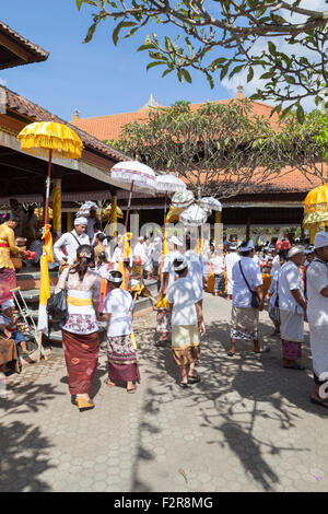 Celebrations during the festival of Kuningan at a temple in Mas, Bali ...