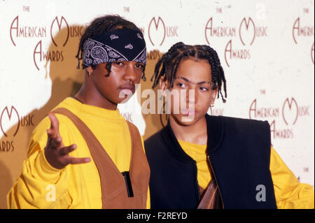 KRIS KROSS  US rap/hip duo in 1993 with James Kelly at left and Christopher Smith Stock Photo