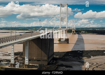 The River Severn with the Severn Bridge (Severn-Wye Bridge) between England and Wales from Aust Cliff, Somerset, England Stock Photo