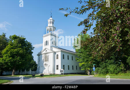 Bennington Vermont VT, large church called First Congregational Church with steeple built in 1805 and called the Old First Churc Stock Photo