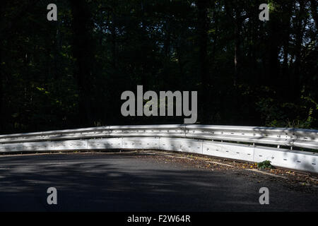 Steel Barriers,LIGHTWEIGHT, EASY TO ASSEMBLE, CRASHWORTHY ALTERNATIVE ...