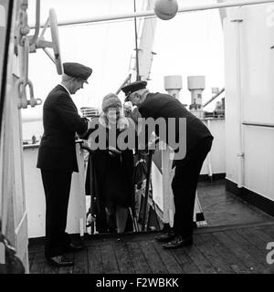 Vier Stunden von Elbe 1, Fernsehfilm, Deutschland 1968, Regie: Eberhard ...