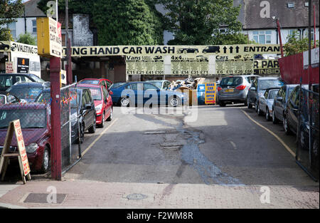 Carwash and Valeting, Cars in Yard on Upper Tooting Rd - London SW17 - UK Stock Photo