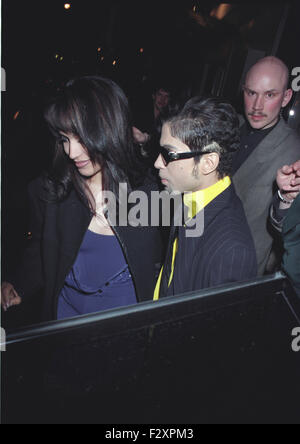 Prince and newly Married Wife Mayte Garcia London 1997 4pics  image