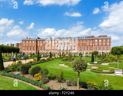 The South Front, by Sir Christopher Wren, viewed from the Privy Garden, Hampton Court Palace, Greater London, England, UK Stock Photo