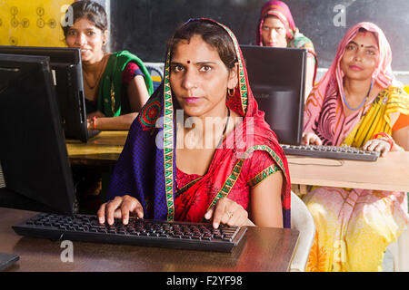 4 indian rural Villager womans School Computer Education Stock Photo