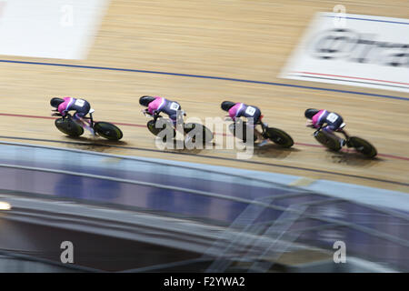 Manchester, UK. 26th Sep, 2015. The Pearl Izumi team featuring Katie Archibald, Ciara Home, Joanna Rowsell Shand and Sarah Storey on their way to winning gold in the Female Team Pursuit at the 2015 British Cycling National Track Championships at the National Cycling Centre in Manchester, UK. The annual event offers a unique opportunity for the public to see world class cyclists competing for the coveted British champions jerseys. Credit:  Ian Hinchliffe/Alamy Live News Stock Photo