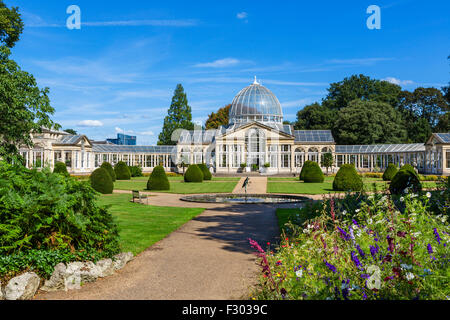 The Great Conservatory in the gardens of Syon House, Syon Park, West London, England, UK Stock Photo