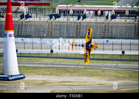 Texas Motor Speedway. 26th Sep, 2015. Red Bull Air Race Pilot Matt Hall #95 in action at Texas Motor Speedway. Fort Worth. TX. Mario Cantu/CSM/Alamy Live News Stock Photo