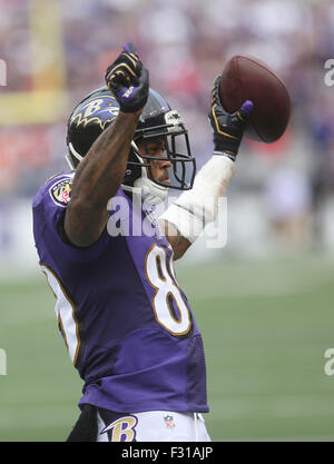 Baltimore, Maryland, USA. 27th Sep, 2015. Baltimore Ravens WR Steve Smith Sr. (89) celebrates after his touchdown in the fourth quarter of a matchup against the Cincinnati Bengals at M&T Bank Stadium in Baltimore, MD on September 27, 2015. Credit:  Cal Sport Media/Alamy Live News Stock Photo