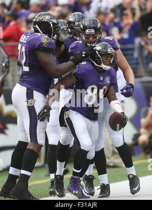 Baltimore, Maryland, USA. 27th Sep, 2015. Baltimore Ravens WR Steve Smith Sr. (89) celebrates after his touchdown in the fourth quarter of a matchup against the Cincinnati Bengals at M&T Bank Stadium in Baltimore, MD on September 27, 2015. Credit:  Cal Sport Media/Alamy Live News Stock Photo