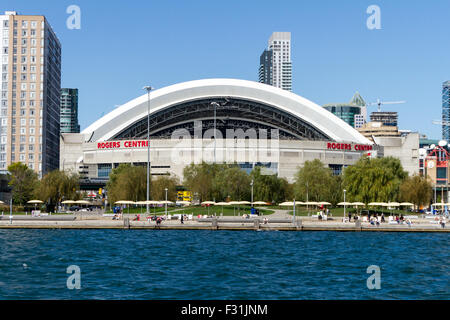 Rogers Centre, stadium of the Blue Jays baseball team, Toronto Stock Photo  - Alamy