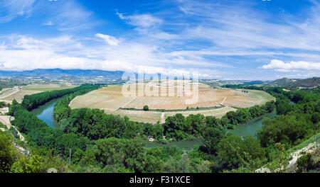 Vneyards and countryside overlooking the Rio Ebro in Rioja, Spain Stock Photo