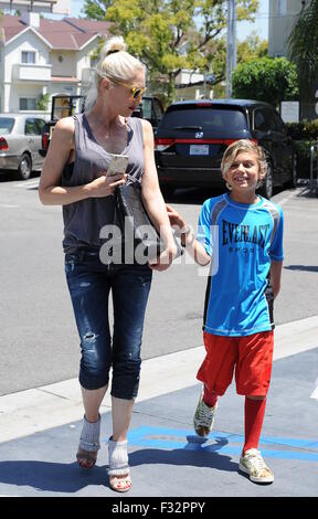 Gwen Stefani shops at Whole Foods with her kids in Burbank  Featuring: Gwen Stefani, Kingston Rossdale Where: Burbank, California, United States When: 28 Jul 2015 Stock Photo