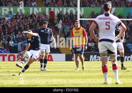 Leeds, UK. 27th Sep, 2015. SEPT 27: Scotland's Finn Russell kicks a penalty during the 2015 Rugby World cup match-up between Scotland and the USA being held at Elland Road in Leeds. Scotland defeats the USA 39-16.Photo Credit: Andrew Patron/Zuma Newswire © Andrew Patron/ZUMA Wire/Alamy Live News Stock Photo