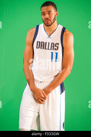 Dallas, TX, USA. 28th Sep, 2015. Sept 28, 2015: Dallas Mavericks center JaVale McGee #11 poses during the Dallas Mavericks Media Day held at the American Airlines Center in Dallas, TX Credit:  Cal Sport Media/Alamy Live News