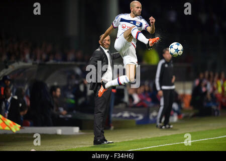 Lyon, France. 29th Sep, 2015. UEA Champions League group stages. Lyon versus Valencia. CHRISTOPHE JALLET (ol) controls the high ball Credit:  Action Plus Sports/Alamy Live News Stock Photo