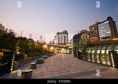 the new MRT station (Daan Park Station)shinning at night in Taipei Stock Photo