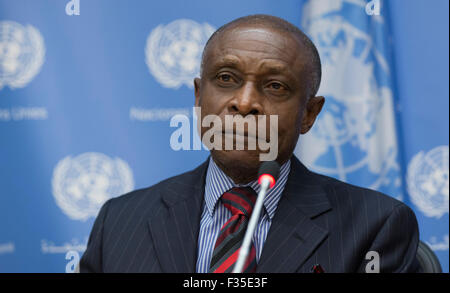 New York City, United States. 29th Sep, 2015. David Arthur Granger (not seen), President of the Republic of Guyana along with his Foreign Minister Carl Greenidge a tended a Press Conference on the Dispute of border with Venezuela today at the UN Headquarters in New York City. Credit:  Luiz Rampelotto/Pacific Press/Alamy Live News Stock Photo