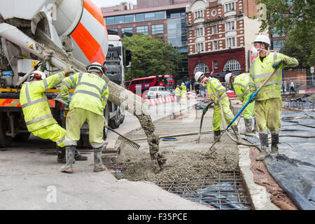 Workers begin to modernise the northern roundabout at Elephant & Castle, London. Stock Photo