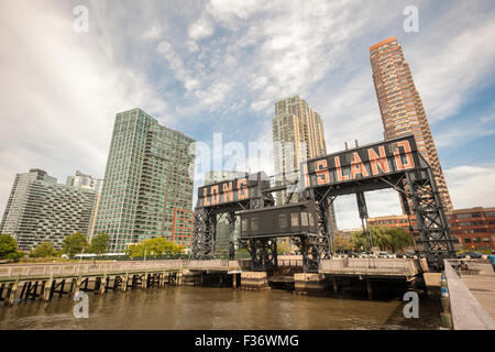 Gantry Plaza State Park, in the neighborhood of Long Island City in New York seen on Saturday, September 26, 2015. The formerly industrial waterfront is experiencing heavy development partially because of it's proximity to Manhattan . (© Richard B. Levine) Stock Photo