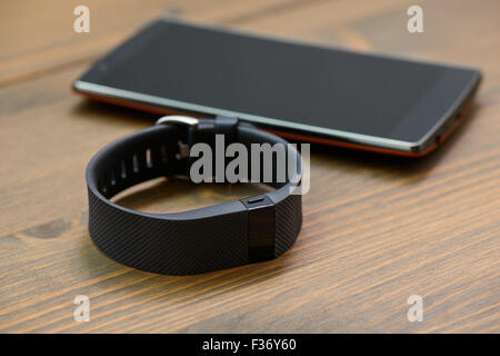 wearable device, wirst watch type Sports tracker and smart phone on a ...