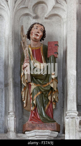 Apostle James the Less, Gothic wooden sculpture, parish church of St. Mauritius, Spitz, Wachau, Waldviertel, Lower Austria Stock Photo